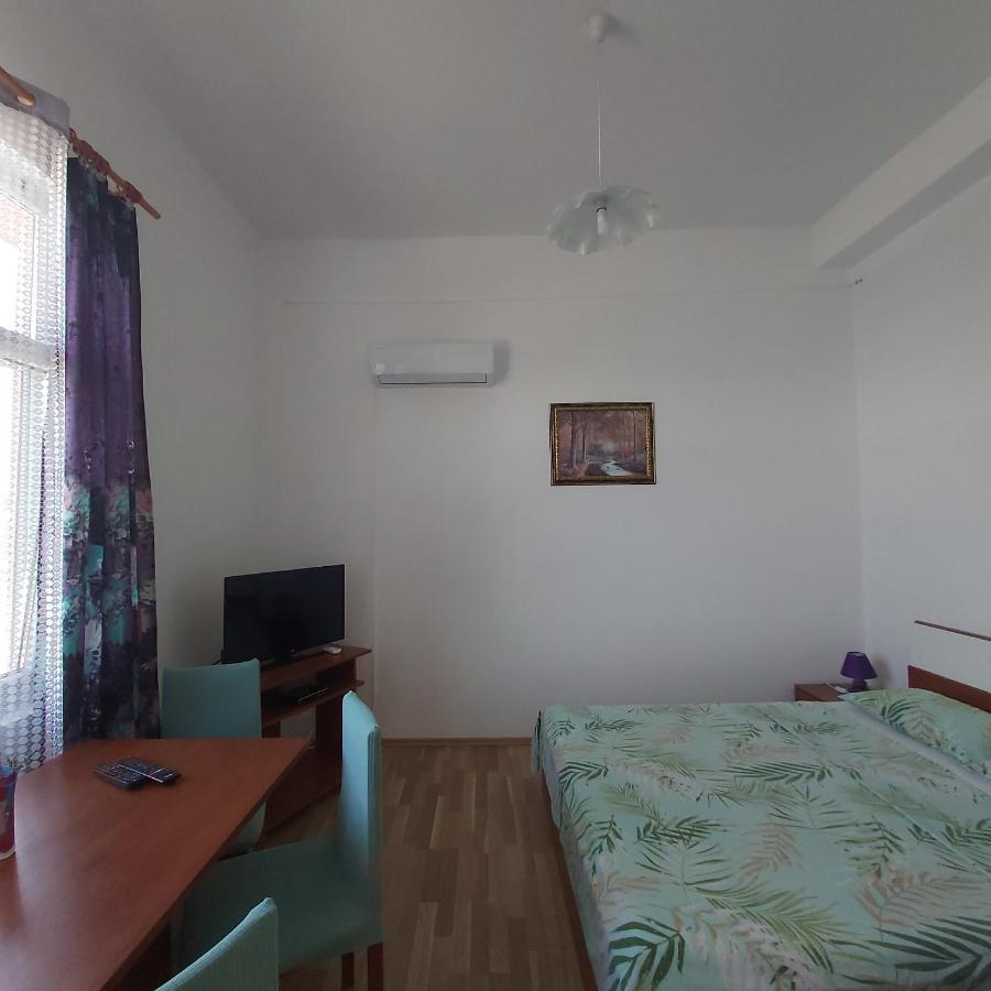 Apartments Soca Sibenik Luaran gambar