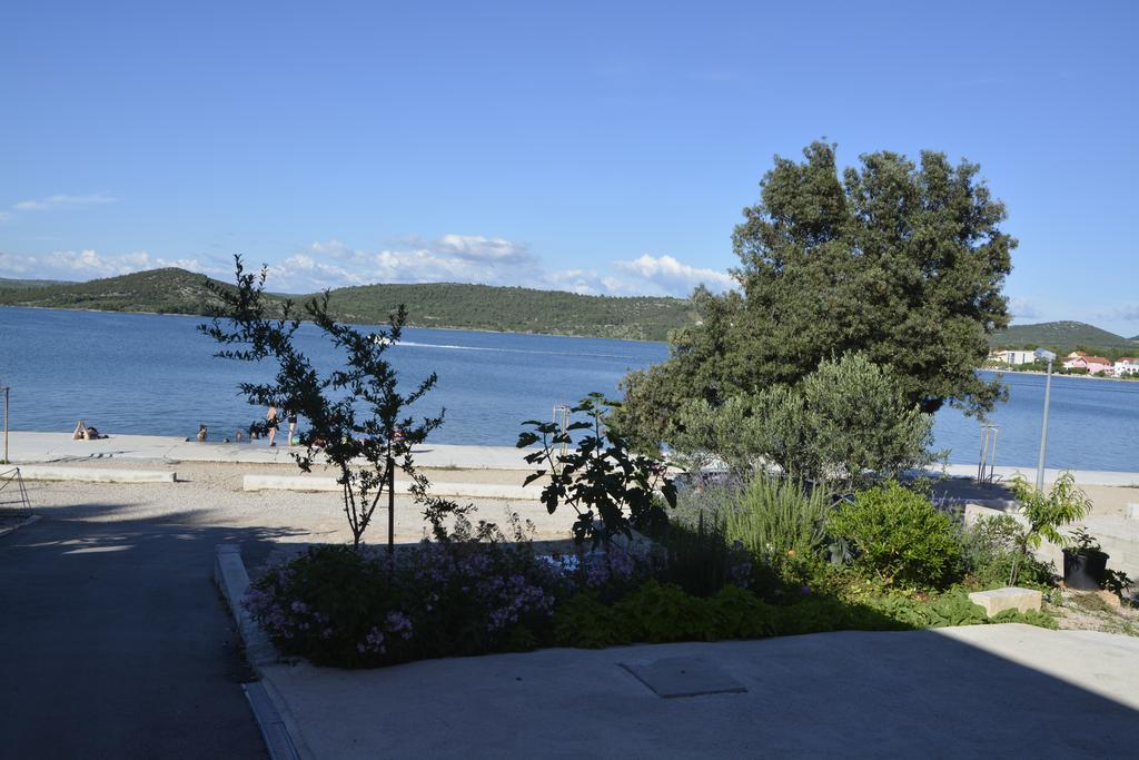 Apartments Soca Sibenik Luaran gambar